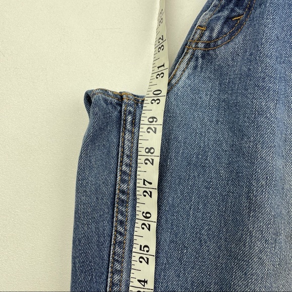 Vintage Levi’s 560 High Waist wedgie fit Jeans - Picture 5 of 8